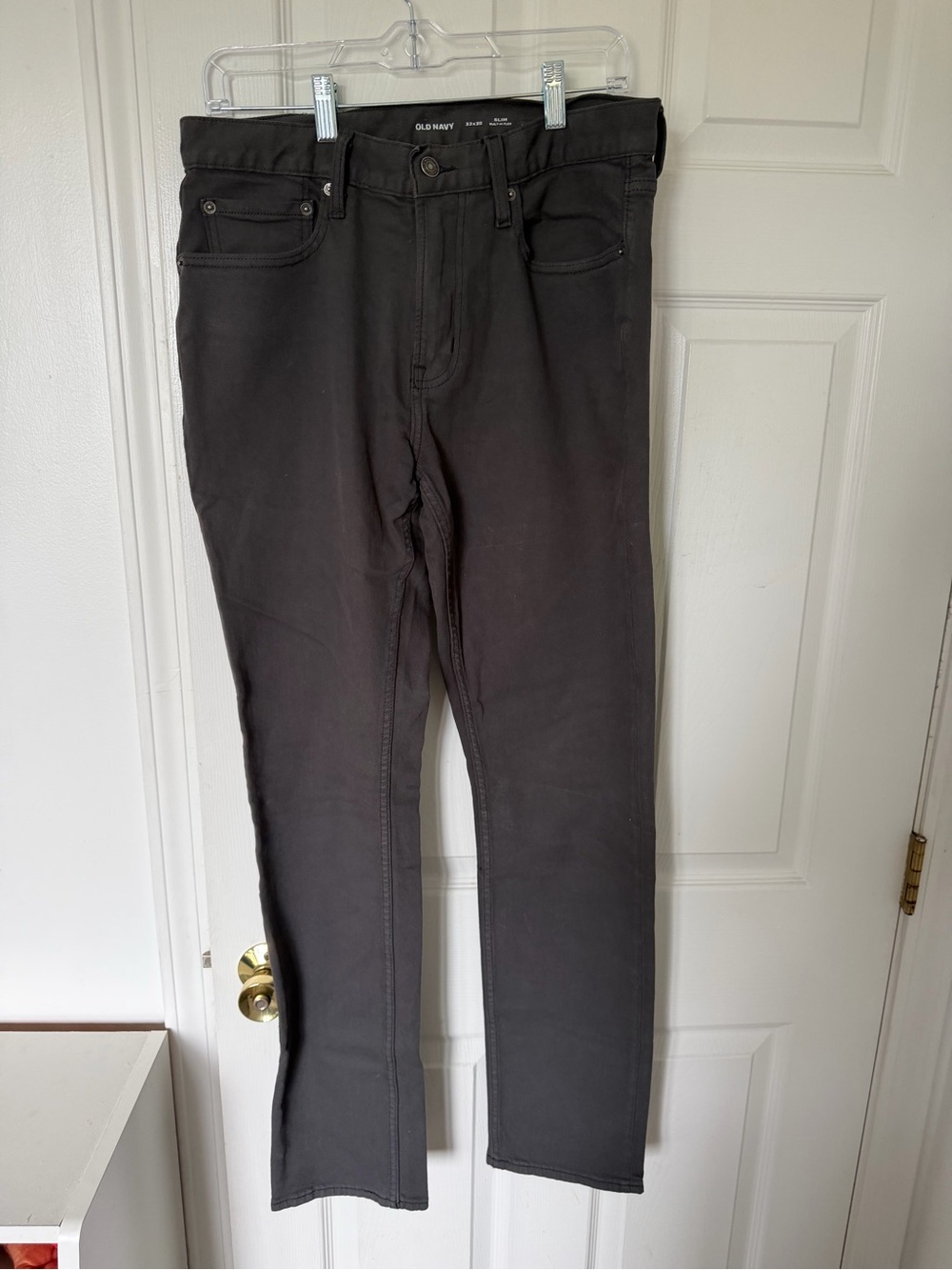 Old Navy Slim Built-In Flex Jeans in Charcoal 32x32